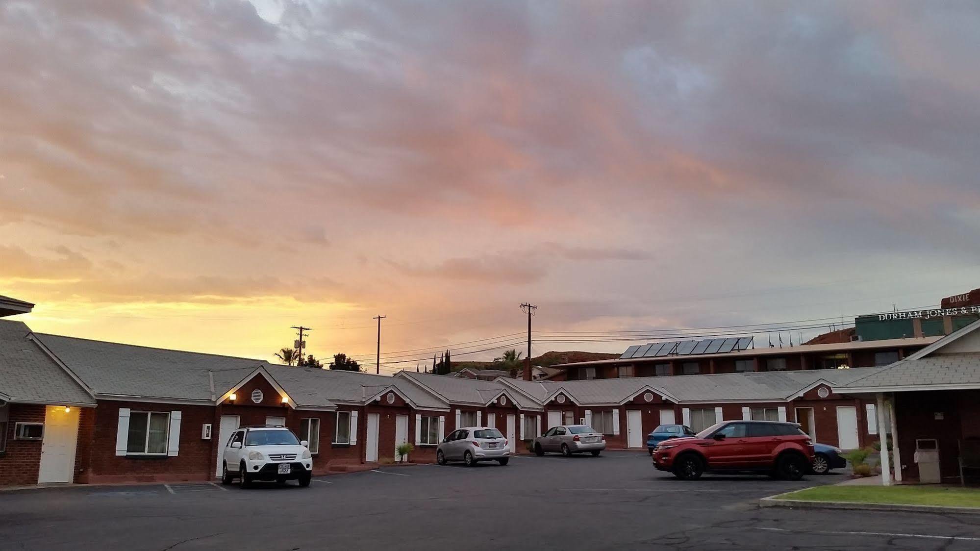 Dixie Palm Motel St. George Exteriér fotografie